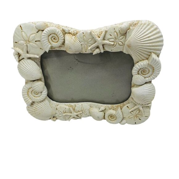 Fetco Lillian Seashell 5"x7" Photo Frame - Picture 2 of 11